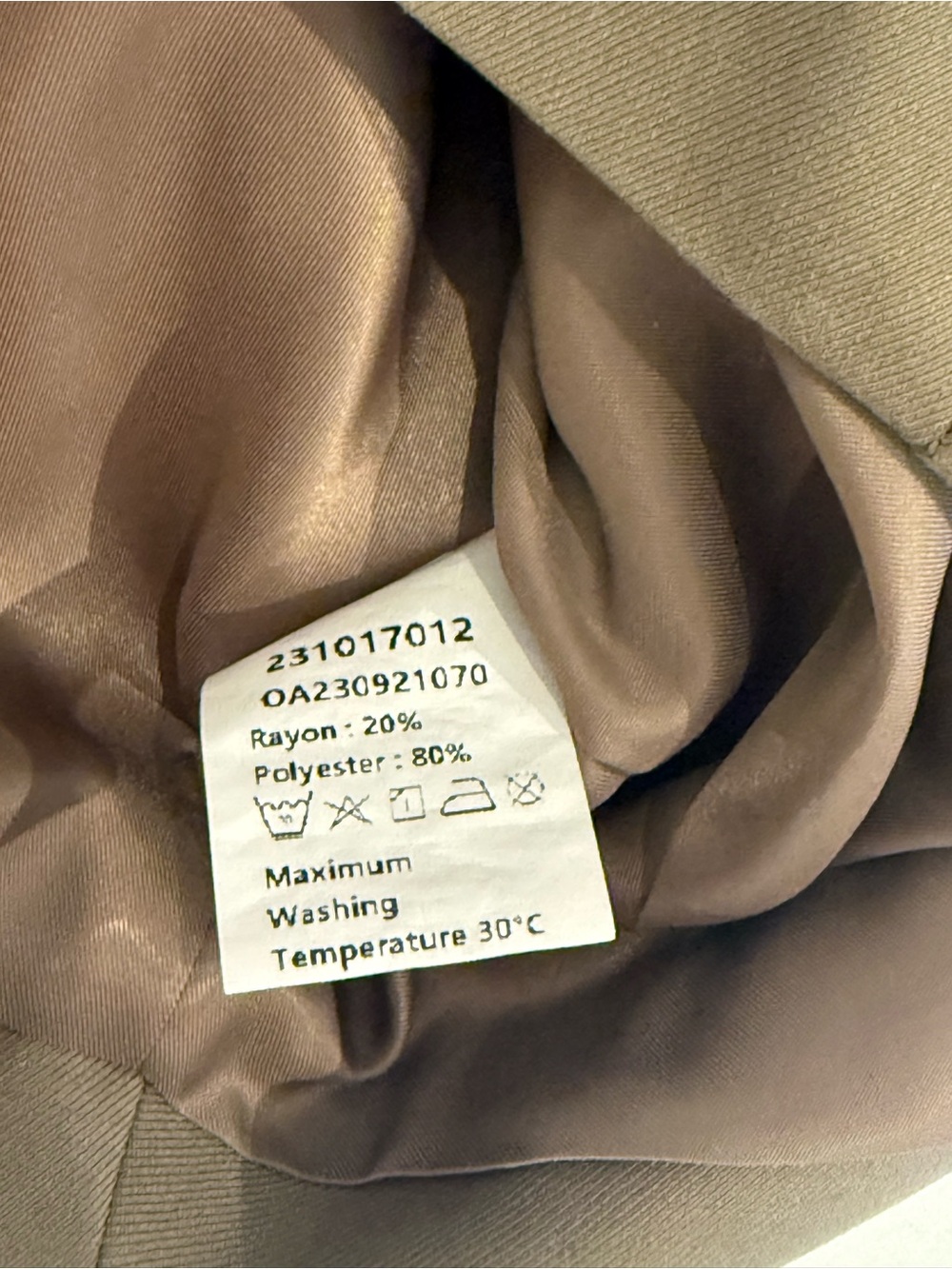 Commense Women's Tailored Vest in Olive - Picture 5 of 5